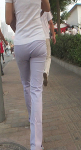 粉裤少妇内痕清楚