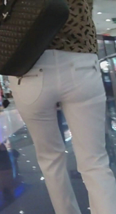 跟拍高挑成熟少妇