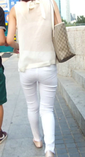 跟拍小情侣就是有点瘦