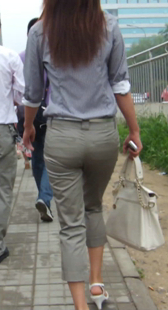 少妇做太多被压扁了