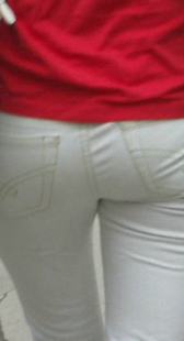 两个圆臀少妇你喜欢哪个