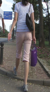 跟拍高挑小少妇