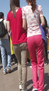 红色紧裤如此性感