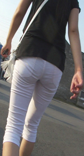 少妇走路姿势好