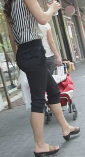 大臀少妇看起来好软