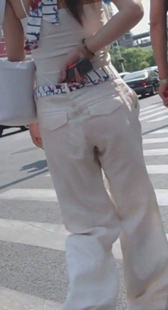 性感少妇标签没拿就在穿了