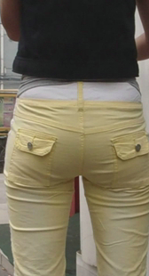 成熟少妇拥有性感大臀