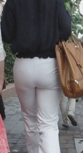 高挑性感包臀少妇好紧好圆