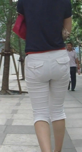 圆臀高挑极品少妇缺少开发