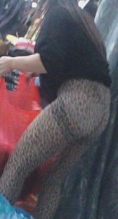 豹纹性感小妹内痕清晰