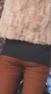 黄裤打底清晰内痕迹