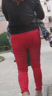 成熟妈妈圆臀小少妇