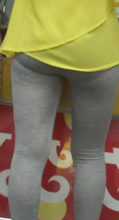 打底少妇内痕清晰