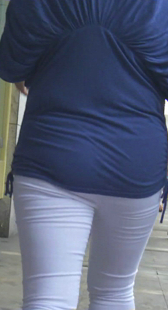 白裤包臀打底，内痕紧