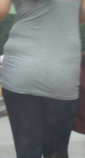 打底少妇赘肉多