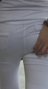 紧身包臀大屁股好痒呀