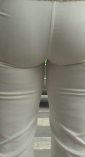 大妈性感包臀屁股超紧