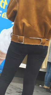 少妇屁股夹好紧