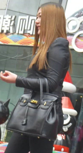 跟拍如此漂亮小妹