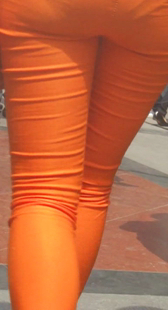 橙色布裤少妇好迷人