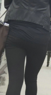 性感少妇走路夹紧