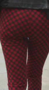 高挑网格少妇屁股大