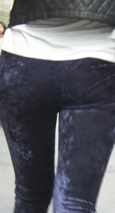 跟拍呢绒大臀少妇