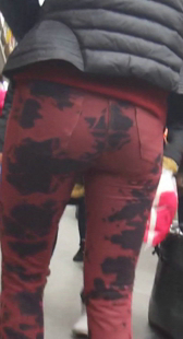 跟拍布裤成熟少妇