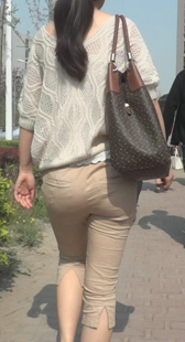 极品米裤少妇内痕紧