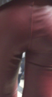 咖啡皮裤小少妇