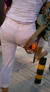 粉裤少妇如此姿势受不了