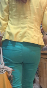 商场包臀布裤软臀