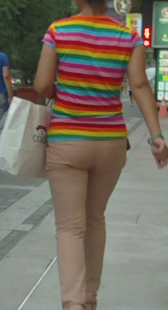 少妇缺少开发夹得紧