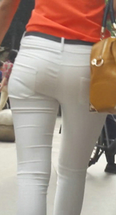 紧身高挑OL少妇