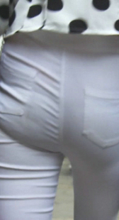 紧身白裤少妇屁股长宽