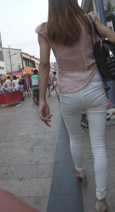 白裤长腿妹夹不紧