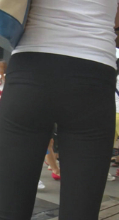 紧身打底裤翘臀