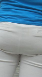 白紧裤少妇屁股下垂