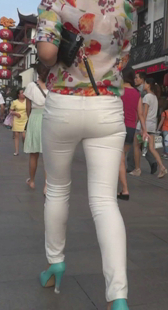 高跟白紧细腿少妇