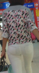 白布裤大屁股少妇