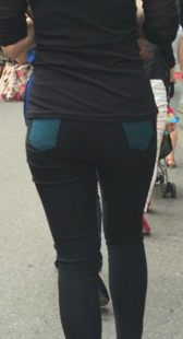 小妹腰细屁股大身材真是好