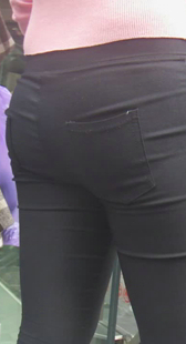 街拍超紧包臀打底裤