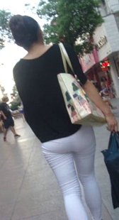 超紧白色布裤少妇