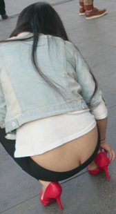 性感红高跟大屁股小妹