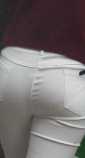 街拍丰臀成熟小少妇