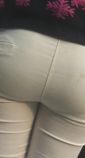 大屁股白裤口味真重啊