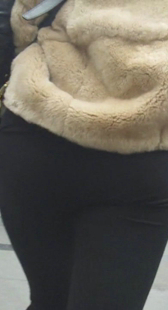 高贵黑裤白富美