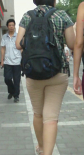 街拍咖啡七分裤