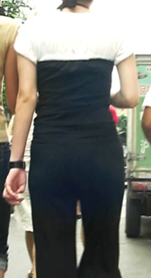 宽臀黑西裤小少妇