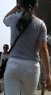 白裤黑内痕真会扭